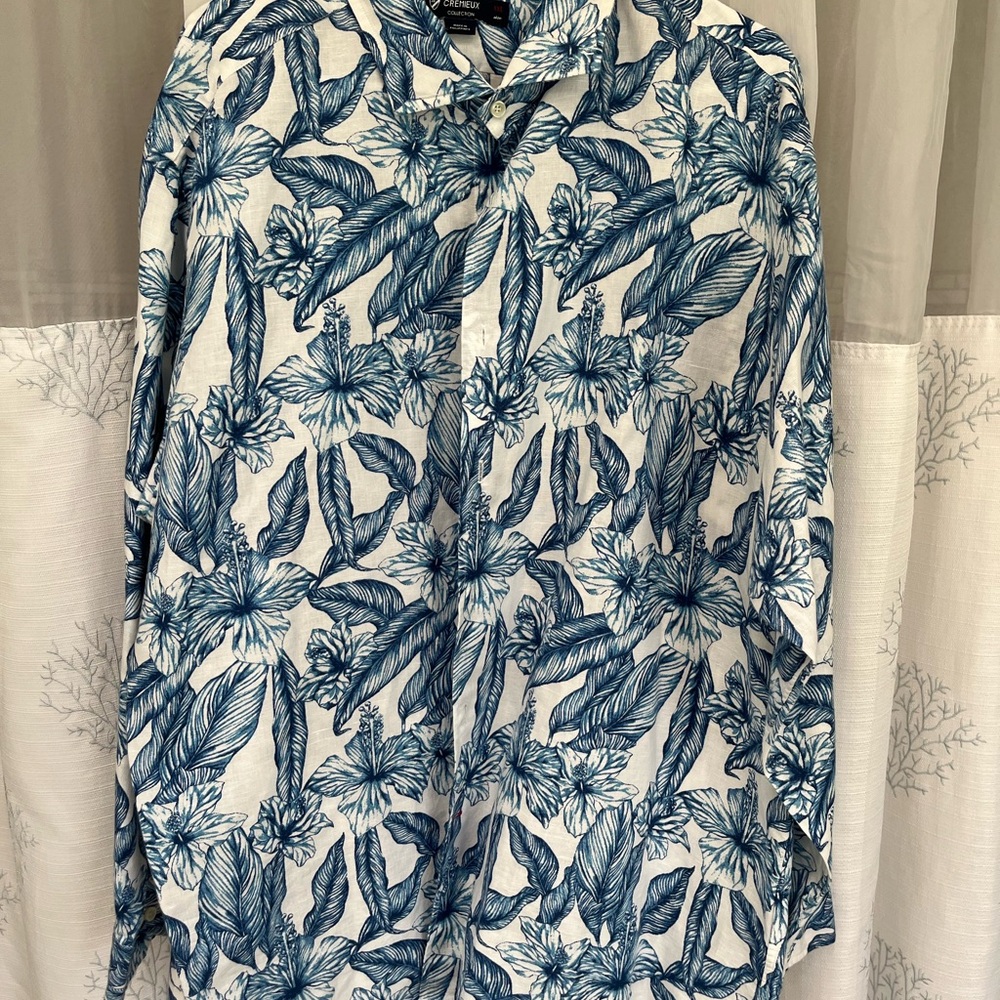 Daniel Cremieux Blue and White Casual Button Down Shirt